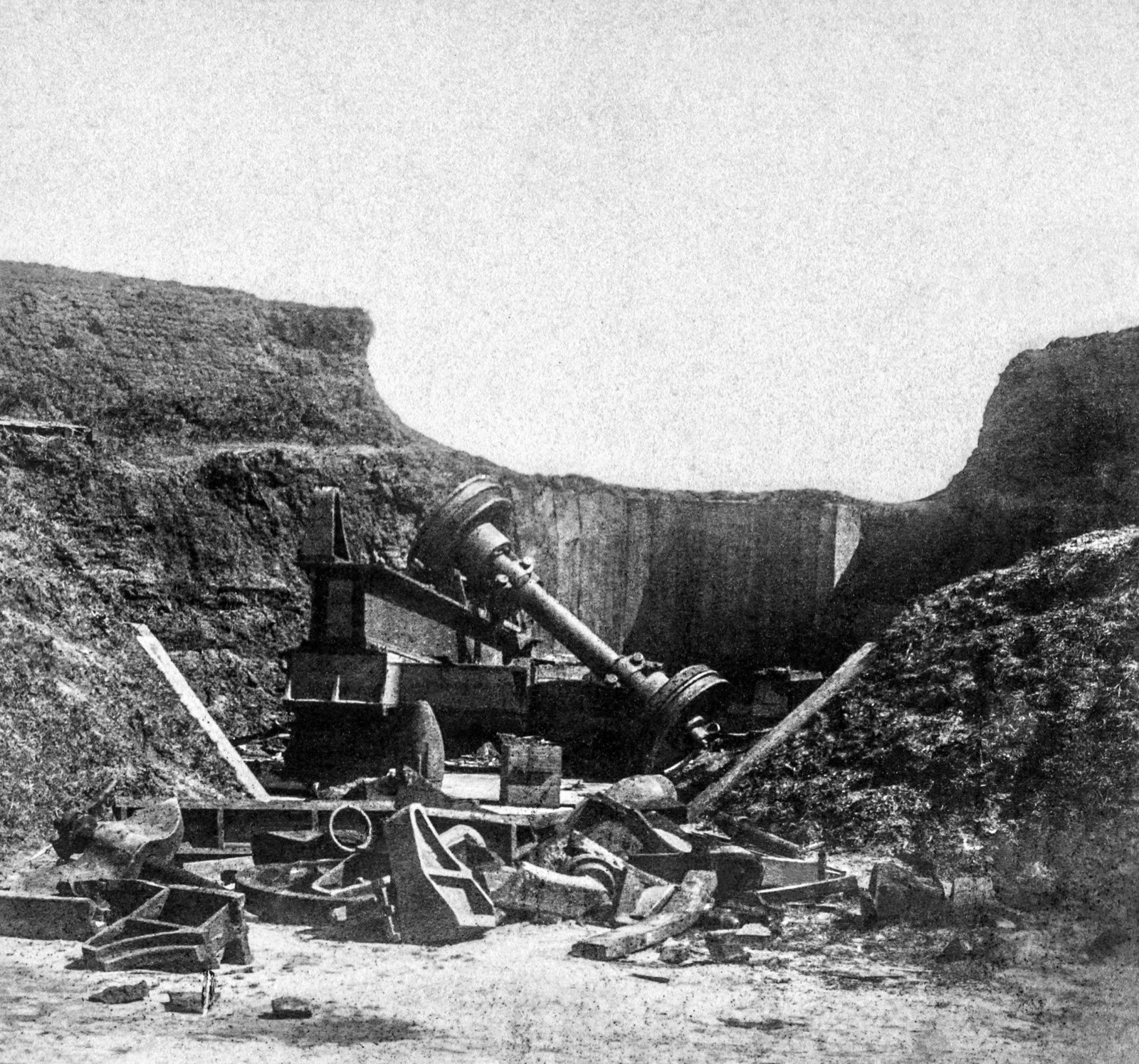 The Muzzle on the Parapet, original black and white